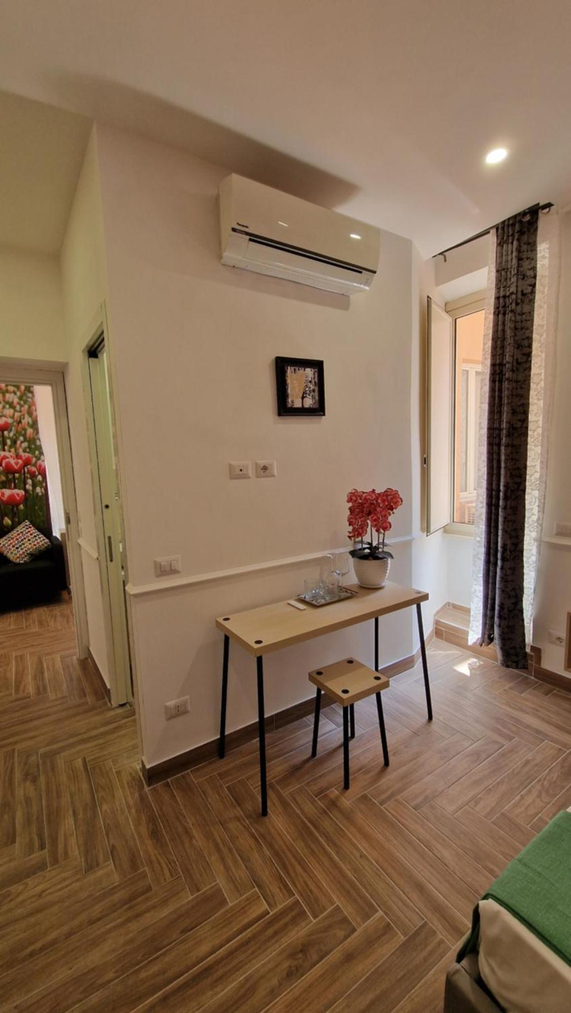 Susy'S Guest House - Room Spagna Rom Eksteriør billede